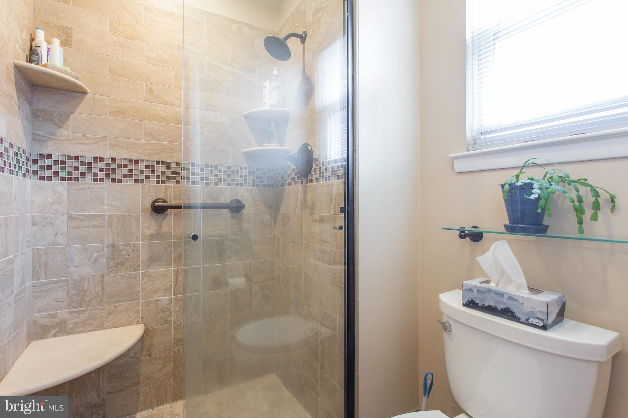 1142 Surrey Road Philadelphia, PA 19115 - Photo 11 of 21 Main Bath