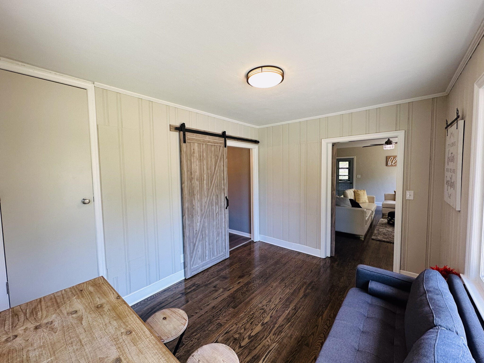 4237 Cove Road Roanoke, VA 24017 - Photo 17 of 39 A3FECE44-9CEA-4387-B9A3-C42451ADD541