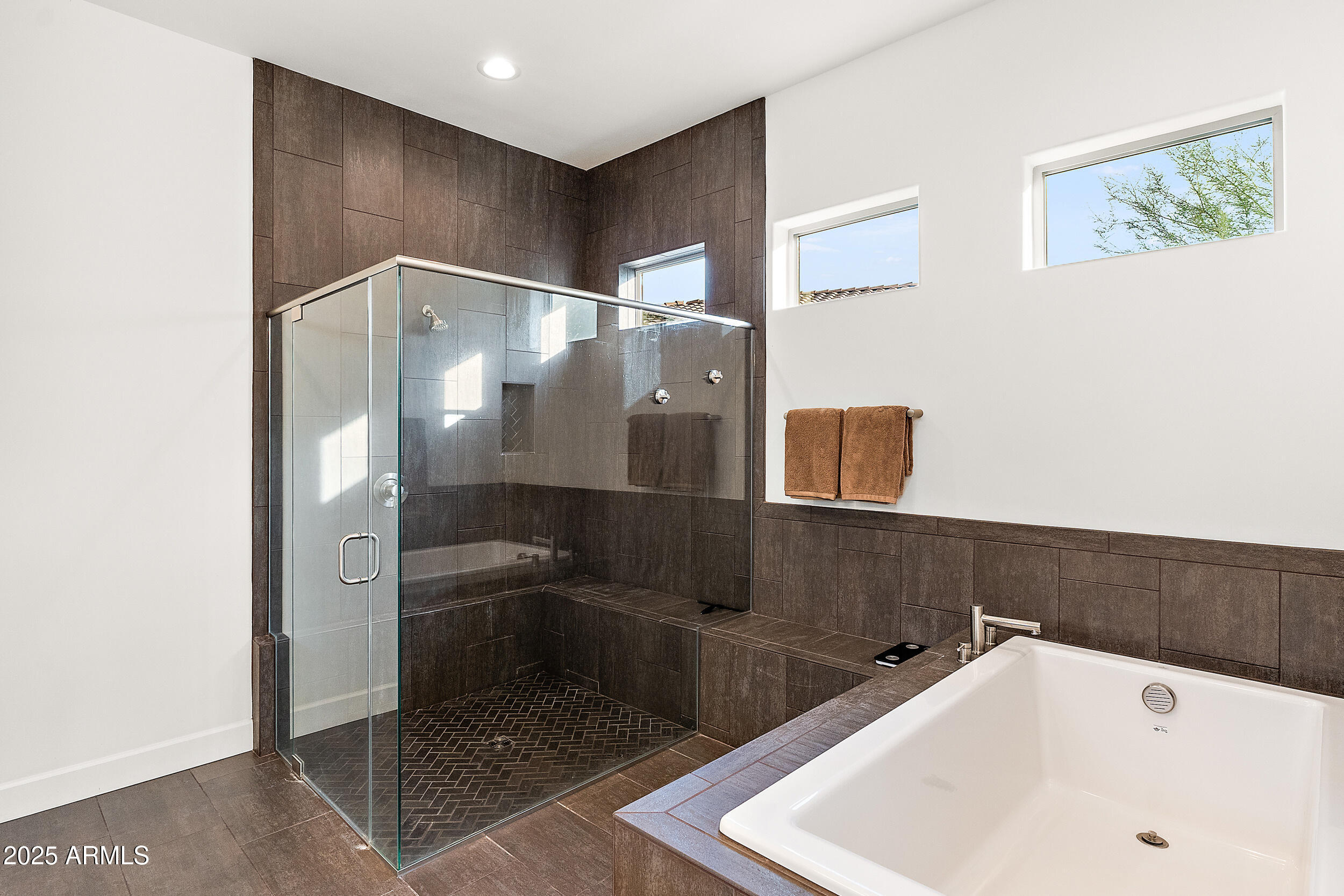 29348 North Clear Ridge Road Rio Verde, AZ 85263 - Photo 20 of 44 Primary Bath 1