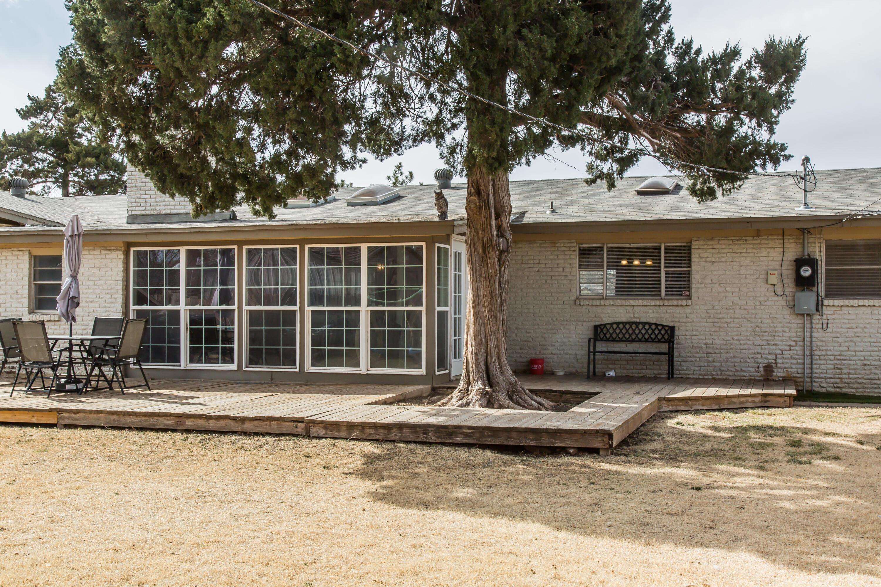 1106 Amarillo Plainview, TX 79072 - Photo 58 of 61 a front view of a house with a yard