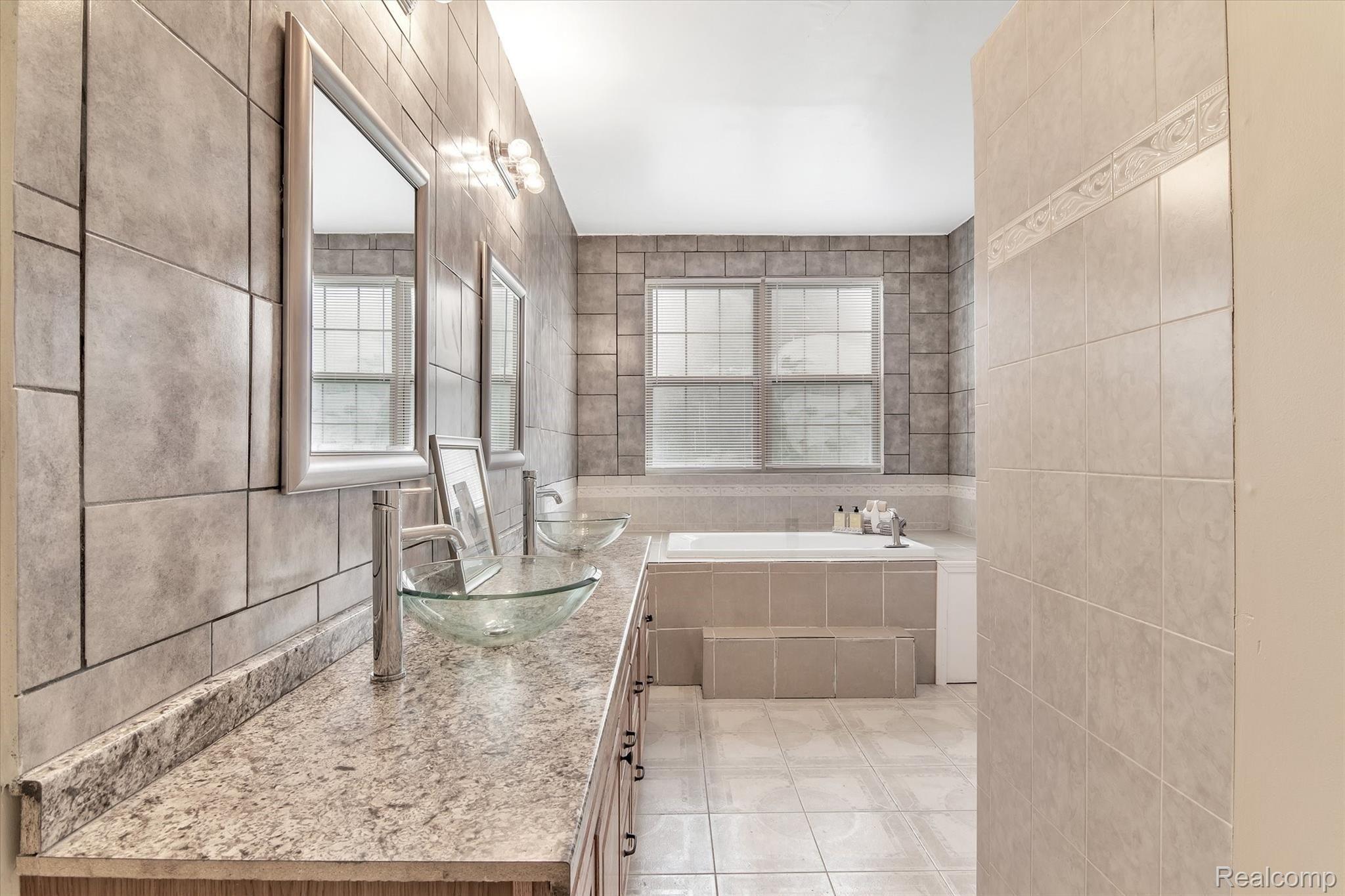 7574 Stout Road Carleton, MI 48117 - Photo 15 of 30 Main Floor full bath
