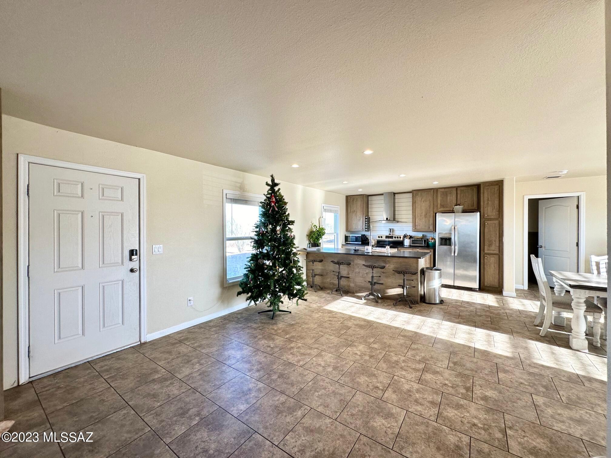 13295 South Hunting Dog Road Vail, AZ 85641 - Photo 6 of 39