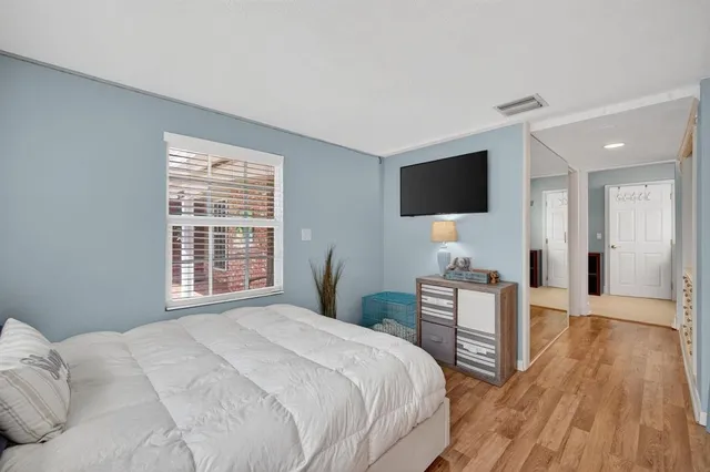 $819,900 | 5730 Northeast 21st Road, Fort Lauderdale, FL 33308