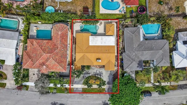 $819,900 | 5730 Northeast 21st Road, Fort Lauderdale, FL 33308