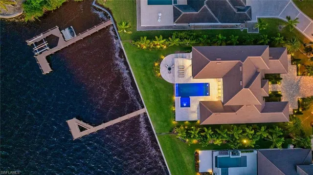 $5,250,000 | 12100 Via Del Fontana Avenue, Fort Myers, FL 33919