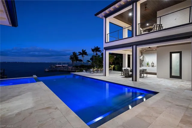 $5,250,000 | 12100 Via Del Fontana Avenue, Fort Myers, FL 33919