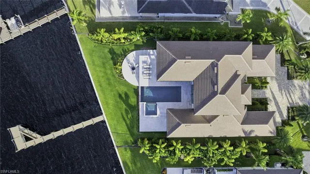 $5,250,000 | 12100 Via Del Fontana Avenue, Fort Myers, FL 33919