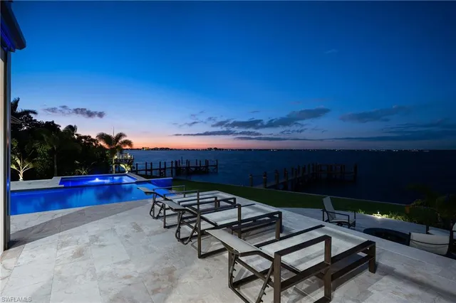 $5,250,000 | 12100 Via Del Fontana Avenue, Fort Myers, FL 33919