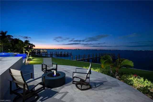 $5,250,000 | 12100 Via Del Fontana Avenue, Fort Myers, FL 33919