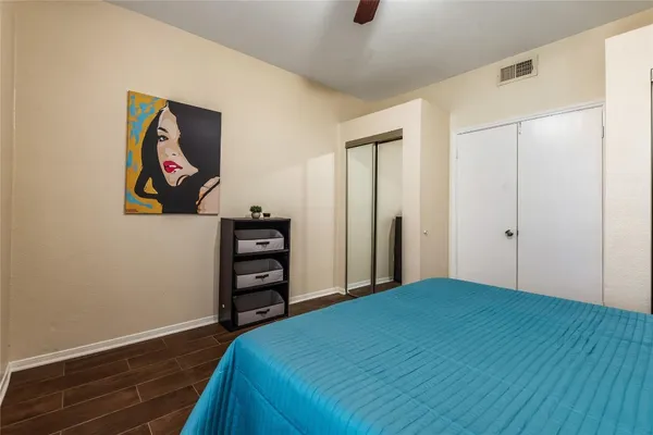 $1,800 | 8055 Cambridge Street, Unit 43, Houston, TX 77054