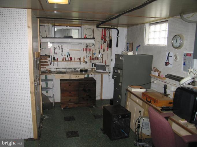 1804 Willann Road Rosedale, MD 21237 - Photo 17 of 17 Workshop