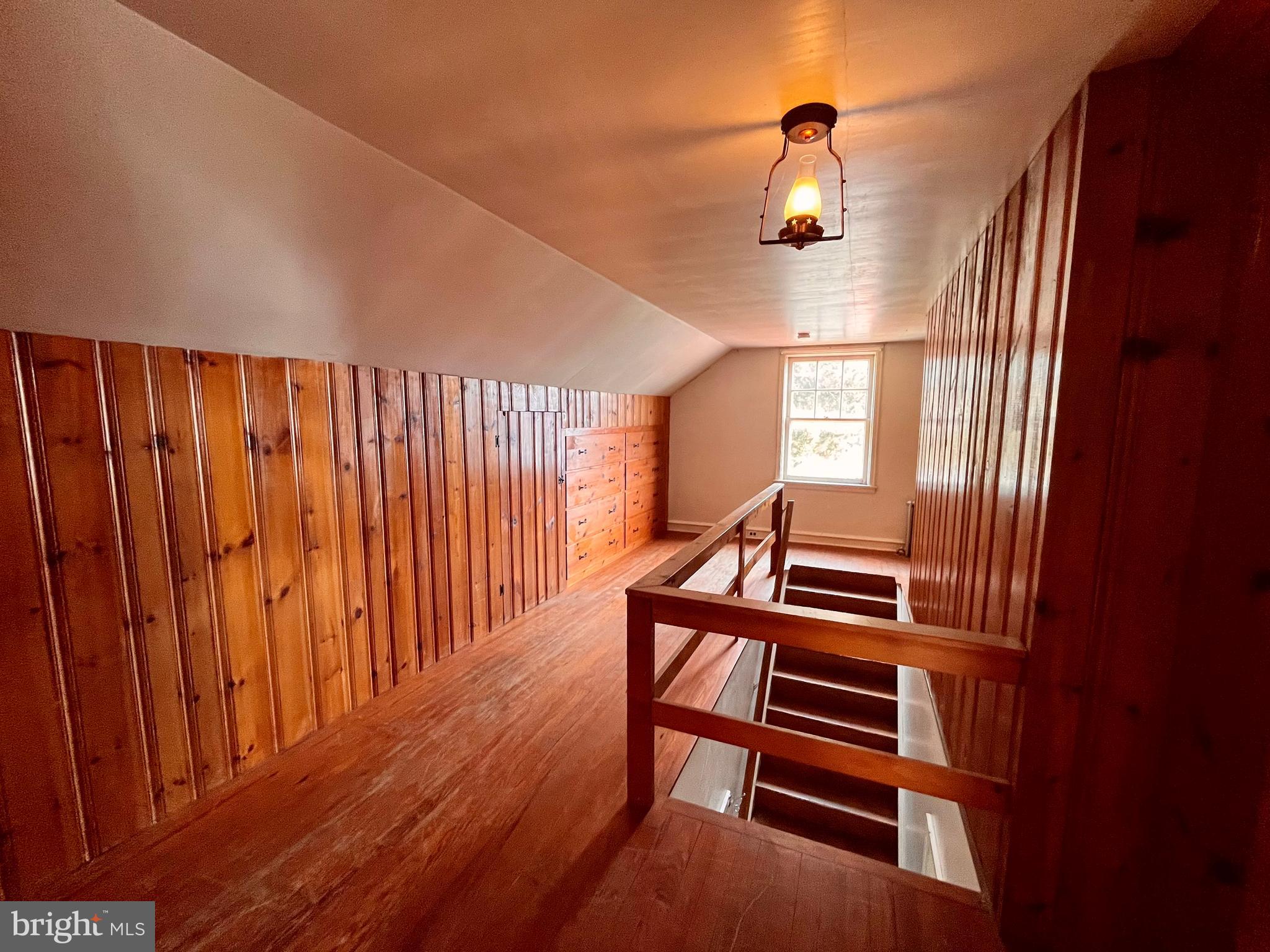 91 North Reamstown Road Reamstown, PA 17567 - Photo 15 of 24 2nd floor hallway