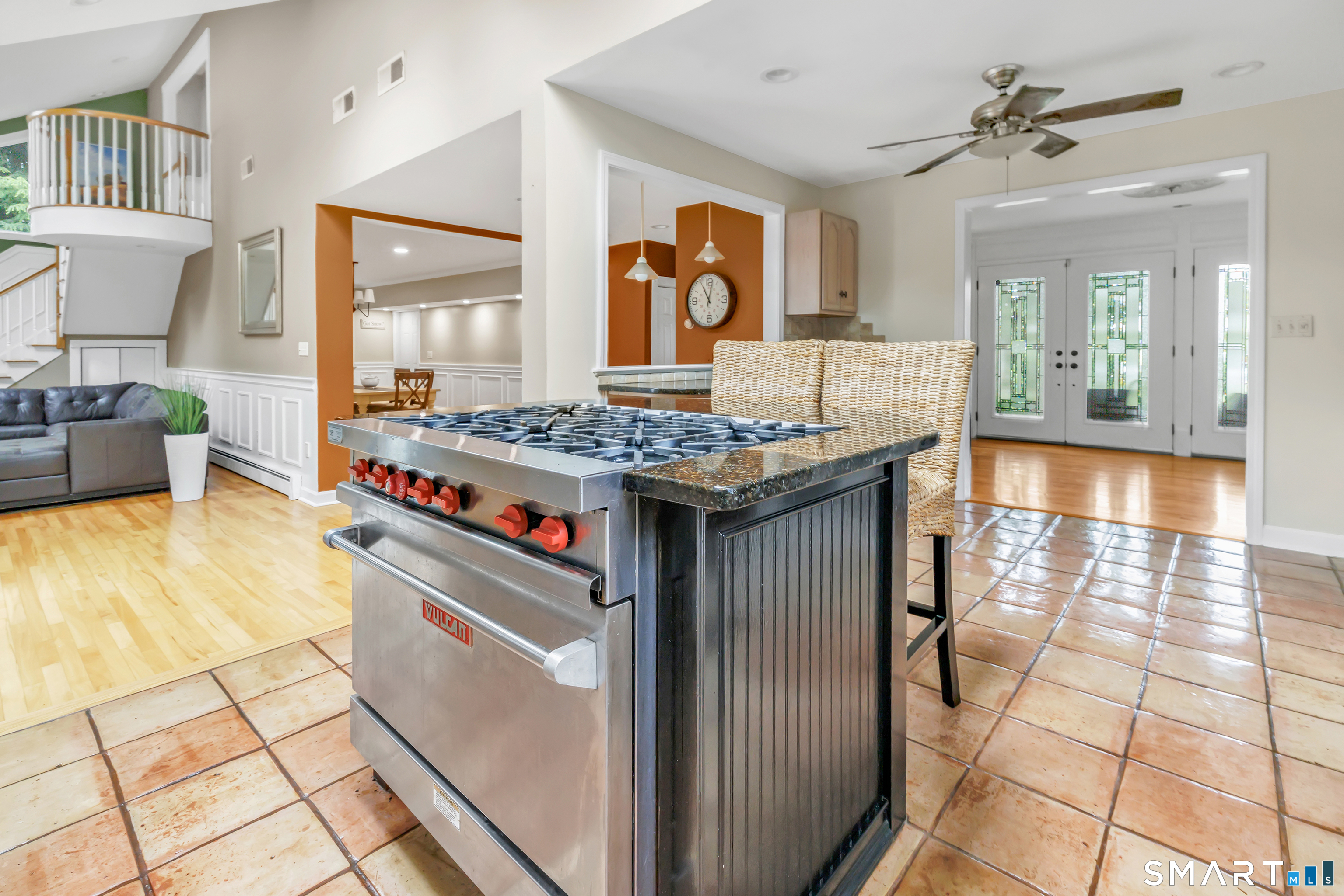 47 Sorghum Road Shelton, CT 06484 - Photo 16 of 40 Eat-in Kitchen