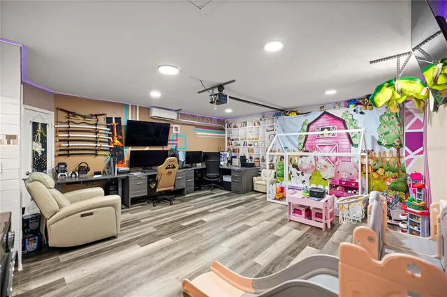 $364,000 | 5585 Southeast 4th Place, Ocala, FL 34480