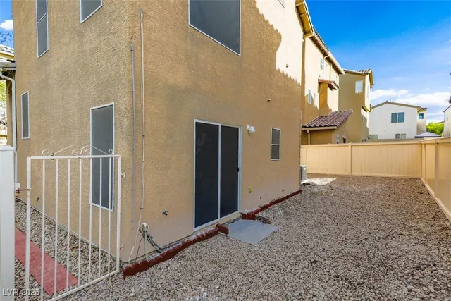 $1,940 | 10331 Ladybug Bend Street, Las Vegas, NV 89183