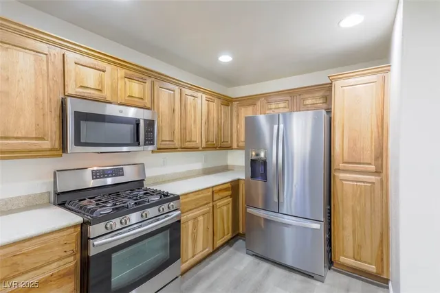 $1,940 | 10331 Ladybug Bend Street, Las Vegas, NV 89183