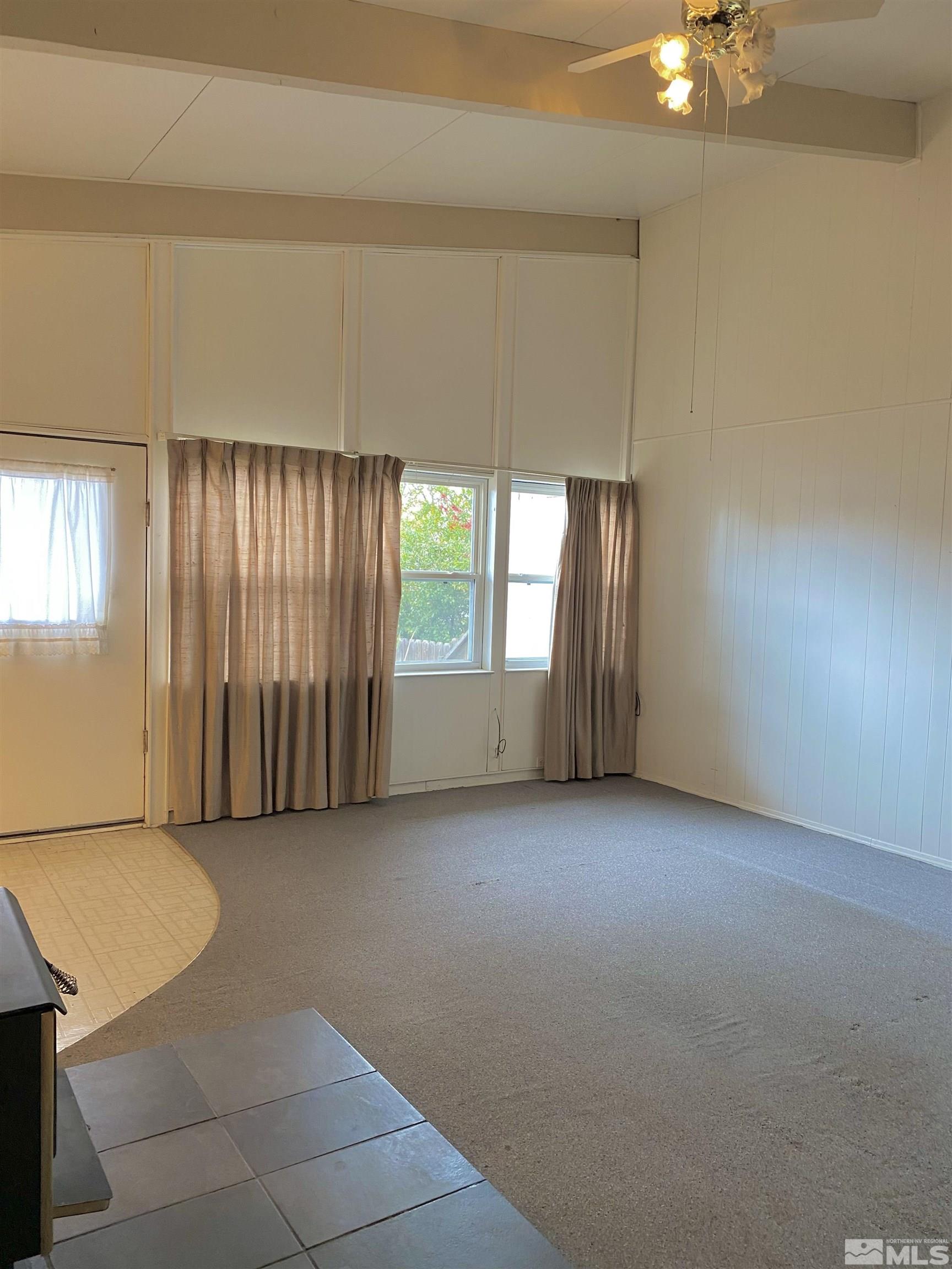 11153 Andes Street Reno, NV 89506 - Photo 5 of 25 Photo 5
