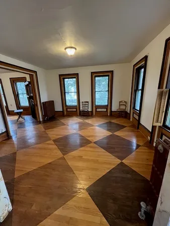 $2,000 | 509 North 4th Street, Niles, MI 49120