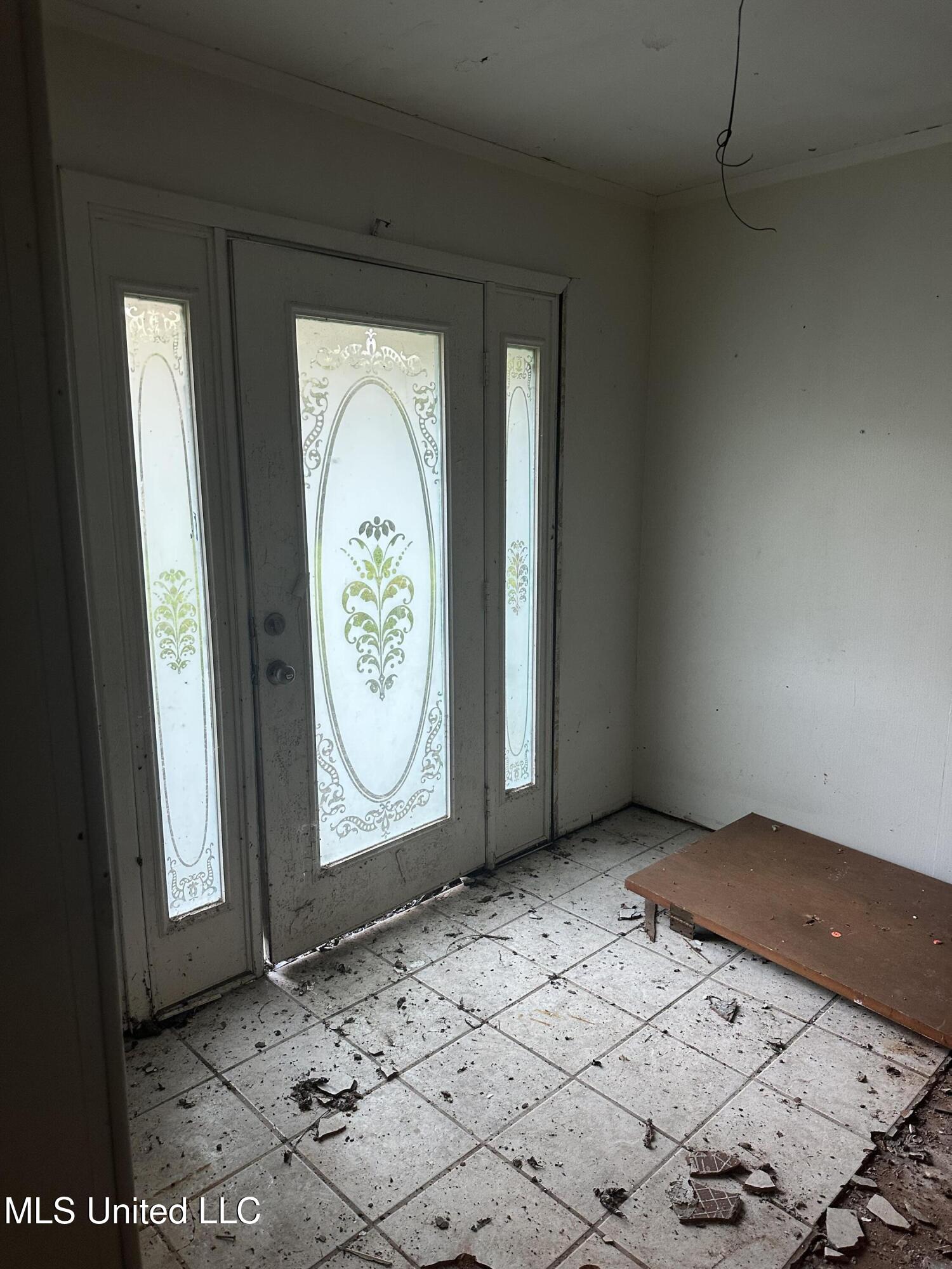 79 Brooks Road Hattiesburg, MS 39401 - Photo 3 of 8 IMG_5073