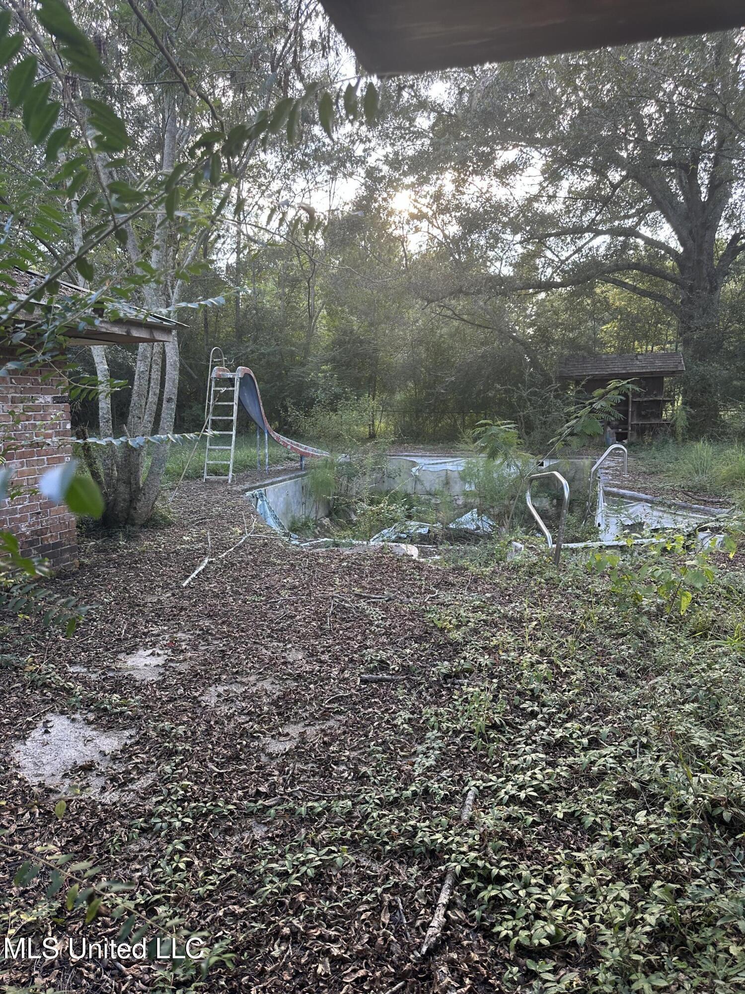 79 Brooks Road Hattiesburg, MS 39401 - Photo 8 of 8 IMG_5095