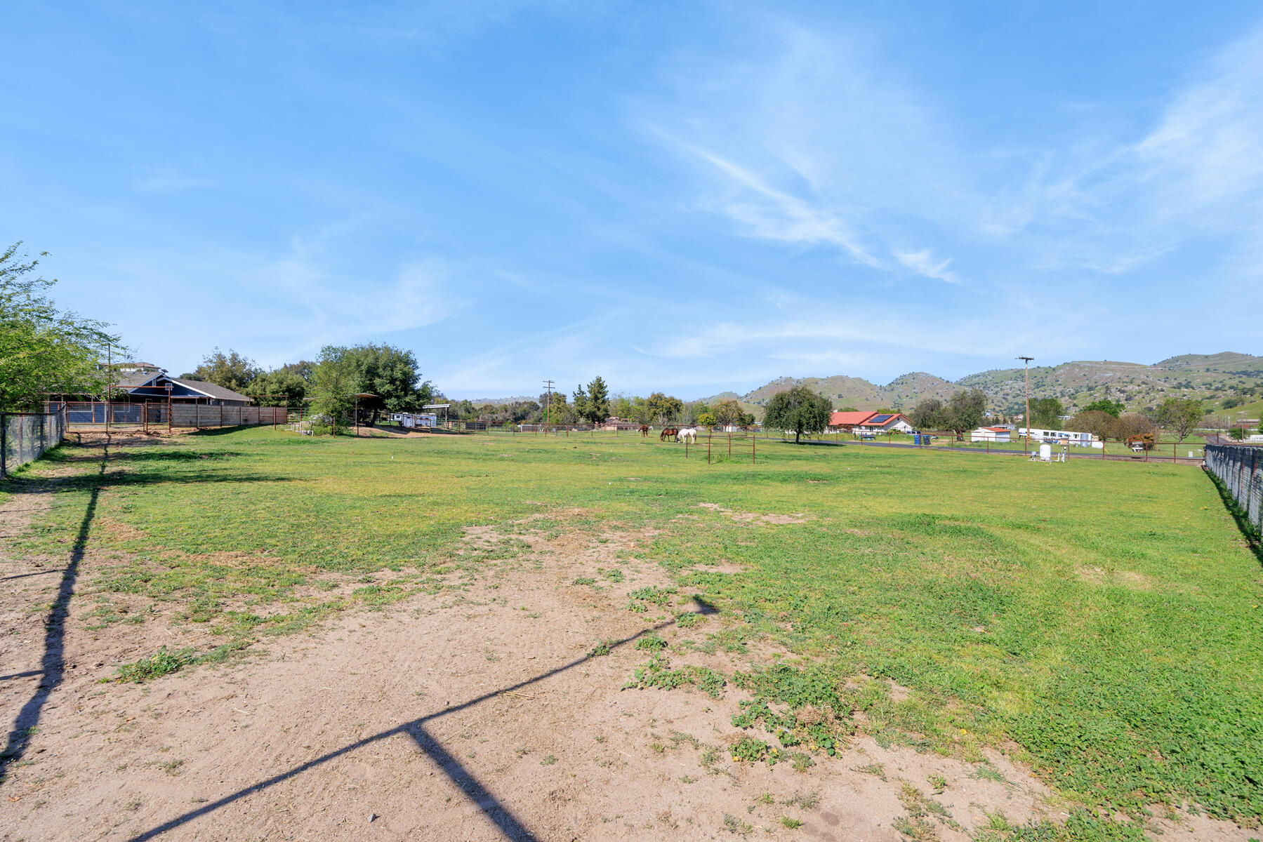 31393 Dahlem Drive Exeter, CA 93221 - Photo 61 of 79 61 - Frontal corral #2 (1)