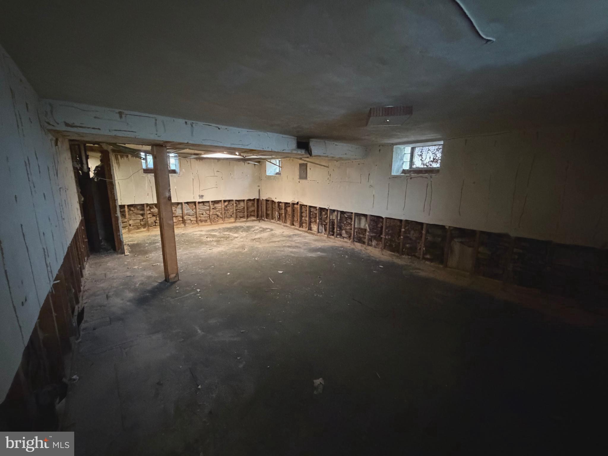 9610 Dedaker Street Philadelphia, PA 19115 - Photo 15 of 22 a view of empty room with windows