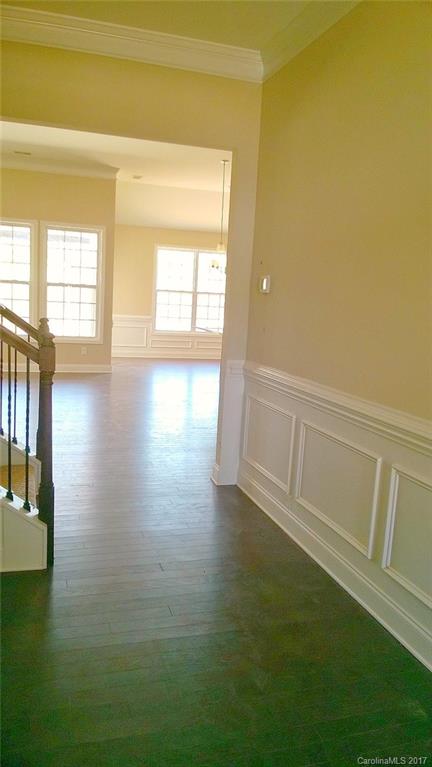 7615 Hamilton Bridge Road Charlotte, NC 28278 - Photo 4 of 24 Gallery Image 4