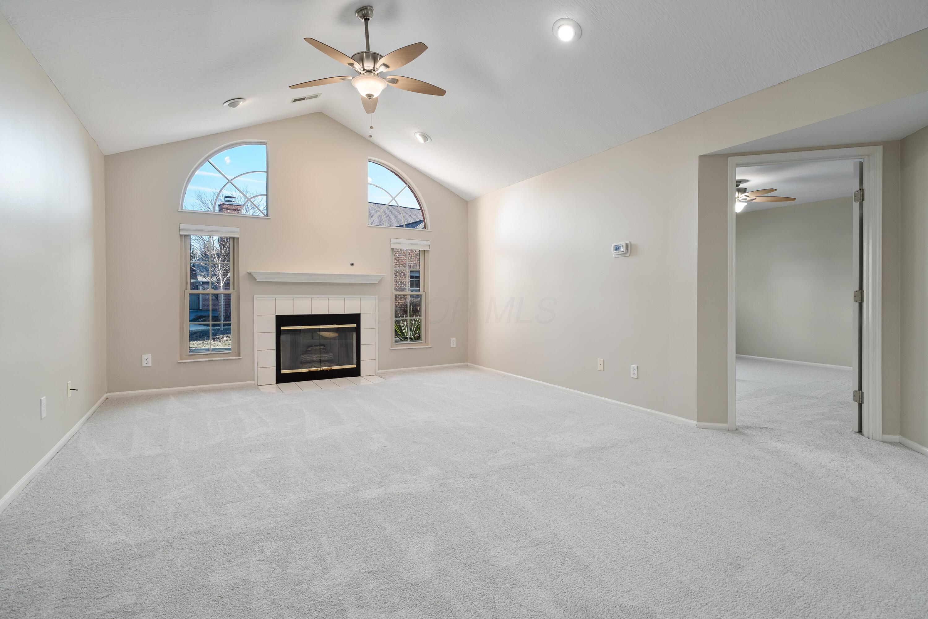 6770 Heatherstone Loop Dublin, OH 43017 - Photo 11 of 32 Living Room
