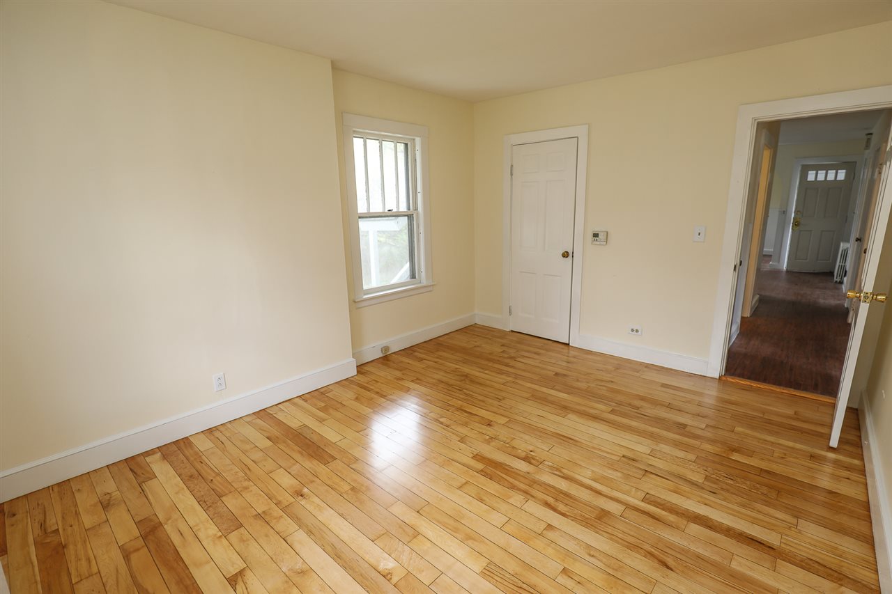 562 South Main Street Manchester, NH 03102 - Photo 6 of 24 Gallery Image 6