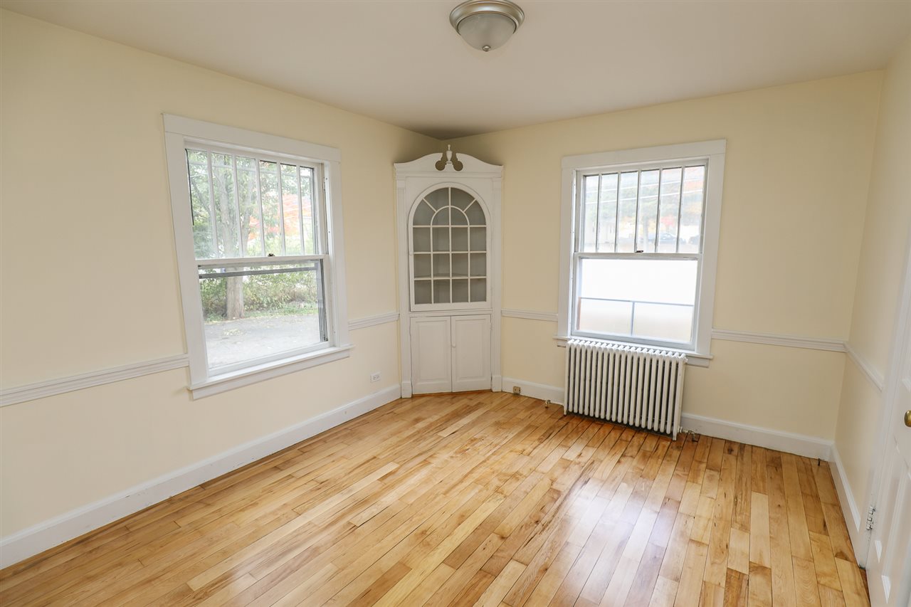 562 South Main Street Manchester, NH 03102 - Photo 9 of 24 Gallery Image 9