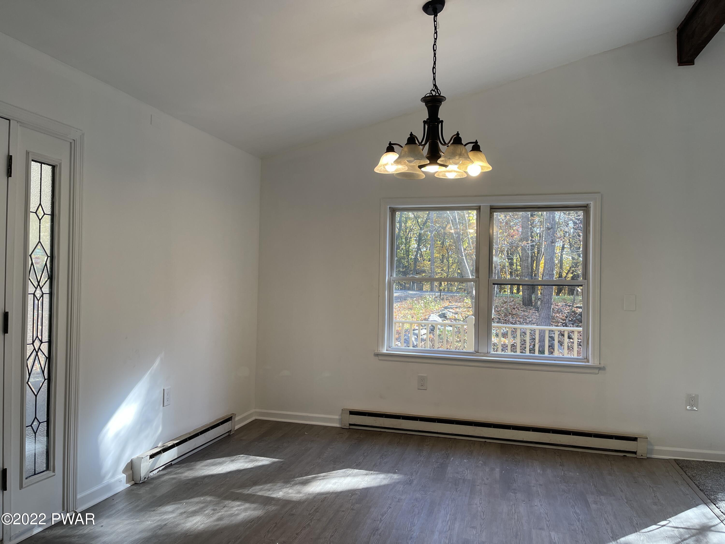 3206 Cherry Ridge Road Bushkill, PA 18324 - Photo 9 of 28 Dining Room