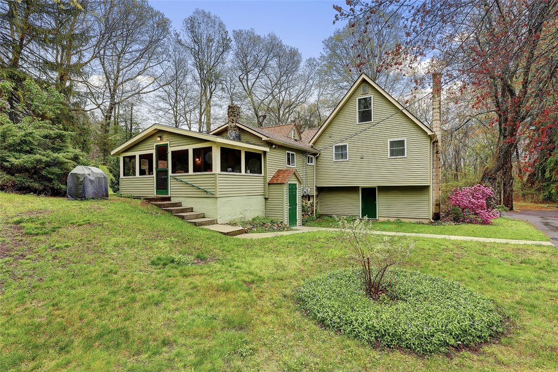 6 Little Pond County Road Cumberland, RI 02864 - Photo 2 of 50