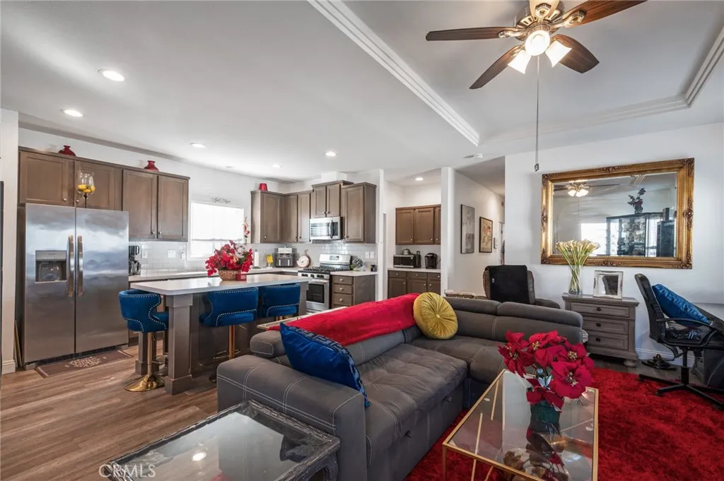 3825 Valley Walnut Ca, Unit 17 Walnut, CA 91789 - Photo 3 of 25