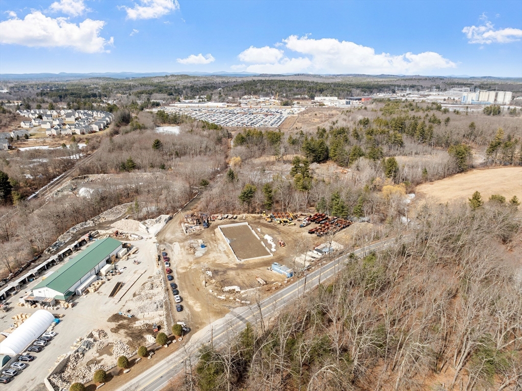 4 Spectacle Pond Road Littleton, MA 01460 - Photo 2 of 14 a view of city and ocean