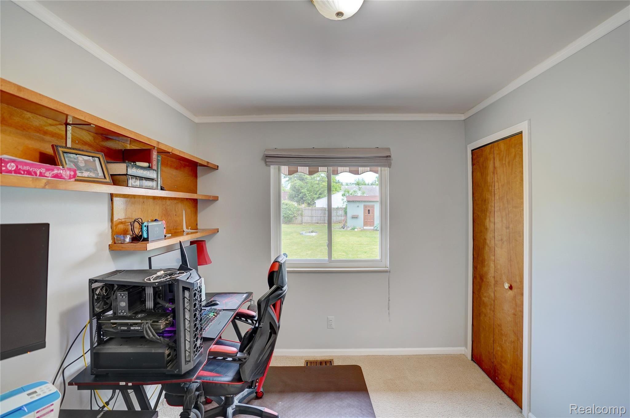 3865 Elmhurst Road Waterford, MI 48328 - Photo 25 of 49 3865 Elmhurst Rd 34.jpg