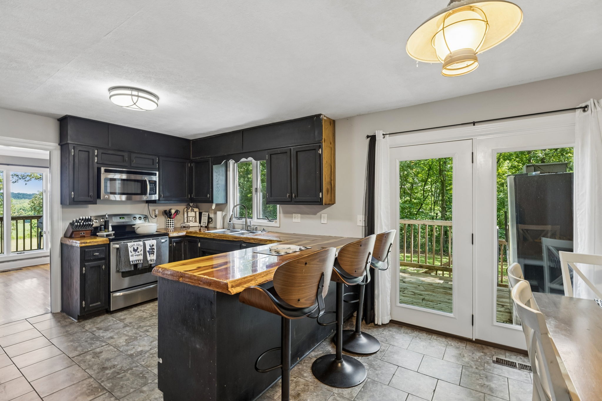 211 Hickory Hollow Road Tullahoma, TN 37388 - Photo 14 of 62
