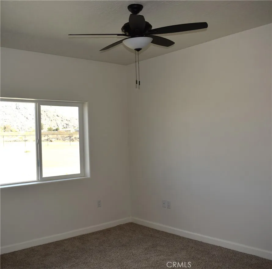 16944 Pauhaska Road Apple Valley, CA 92308 - Photo 14 of 74