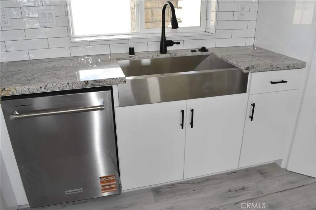 16944 Pauhaska Road Apple Valley, CA 92308 - Photo 24 of 74