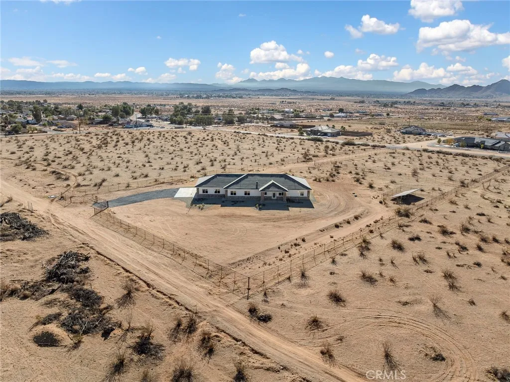 16944 Pauhaska Road Apple Valley, CA 92308 - Photo 50 of 74