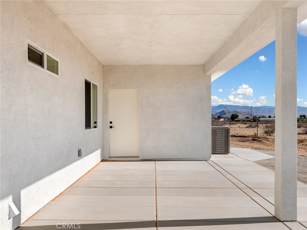 16944 Pauhaska Road Apple Valley, CA 92308 - Photo 70 of 74