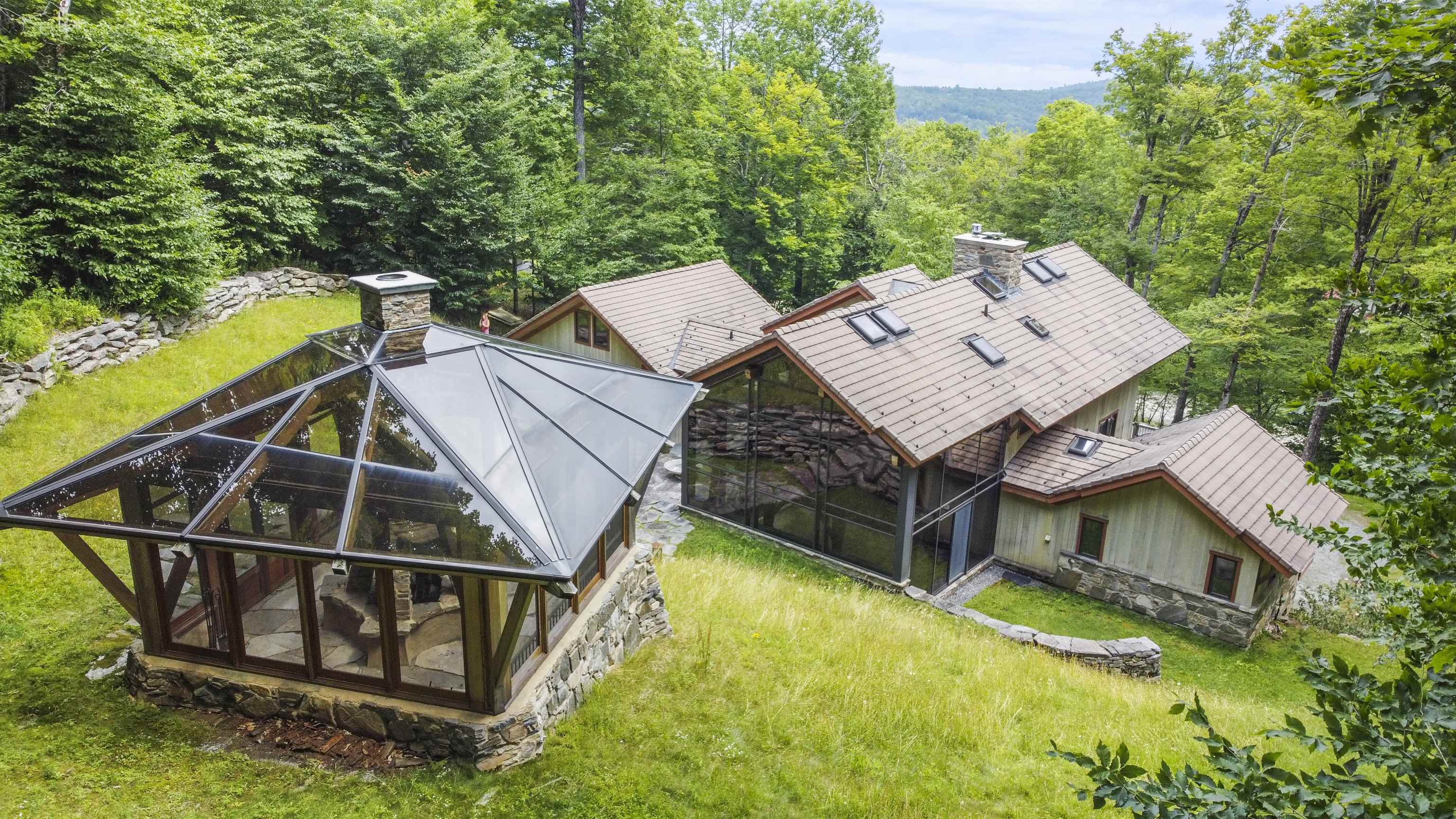 27 Windtree Road Winhall, VT 05340 - Photo 3 of 8 Gallery Image 3