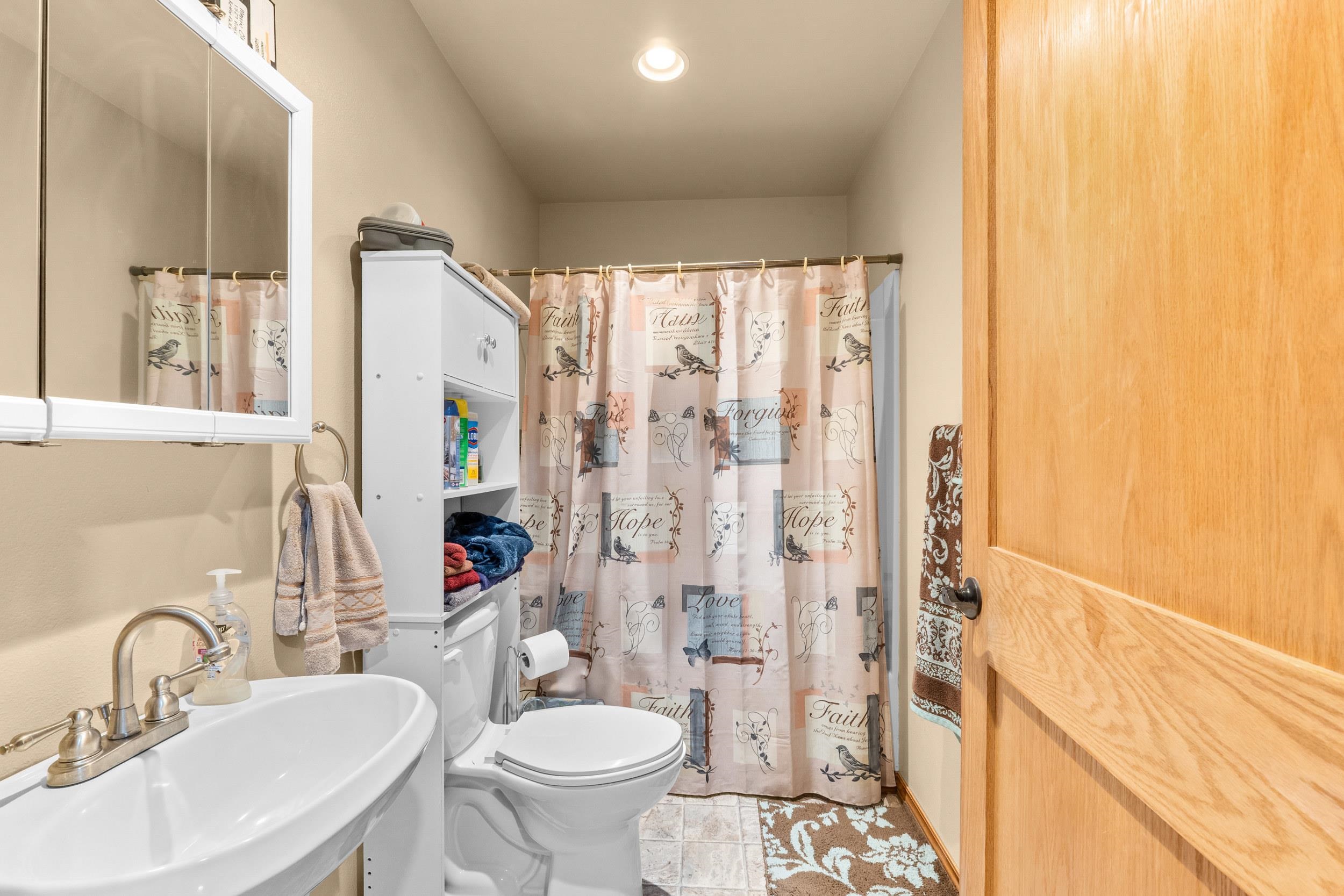 1527 Pingston Creek Road Kettle Falls, WA 99141 - Photo 23 of 49