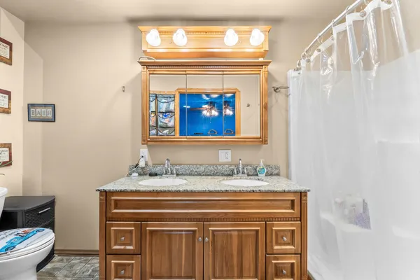 $575,000 | 1527 Pingston Creek Road, Kettle Falls, WA 99141