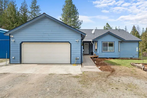 $575,000 | 1527 Pingston Creek Road, Kettle Falls, WA 99141