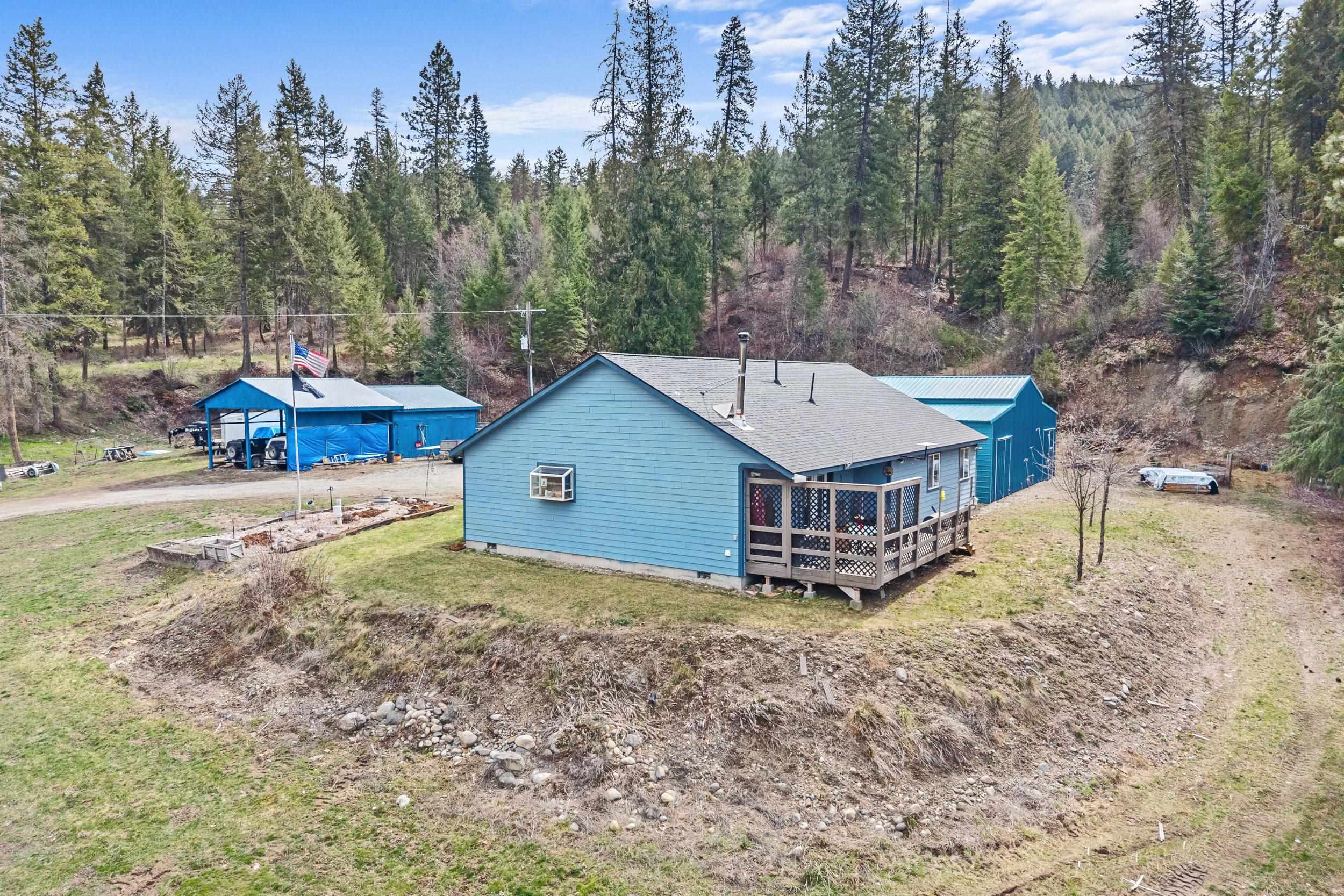 1527 Pingston Creek Road Kettle Falls, WA 99141 - Photo 6 of 49