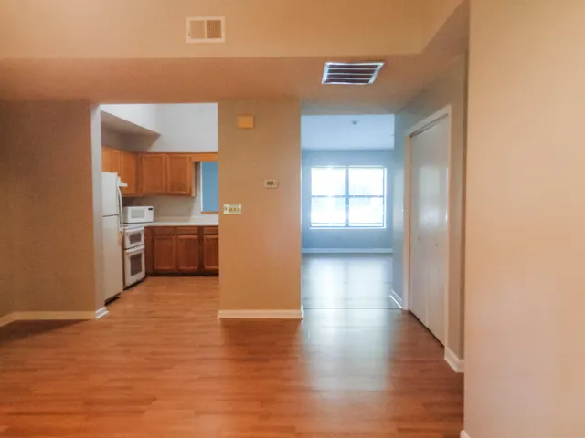 $2,100 | 228 Louisiana Avenue, Valparaiso, FL 32580