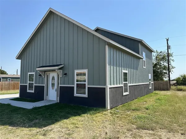 $275,000 | 4429 Peppertree Road, Granbury, TX 76048