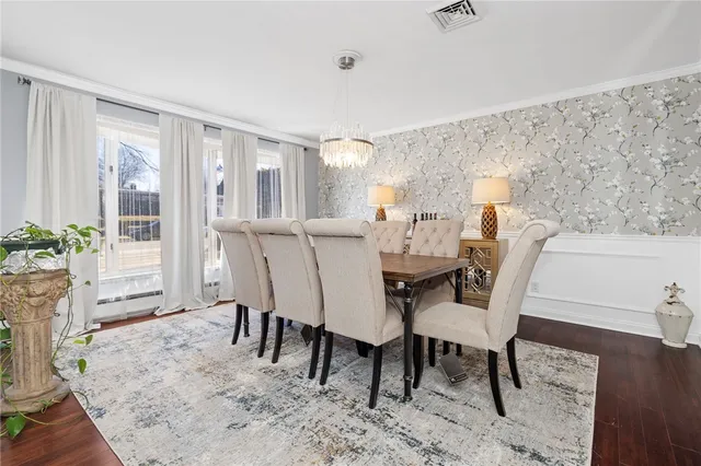 $839,000 | 135 Meshanticut Valley Parkway, Cranston, RI 02920