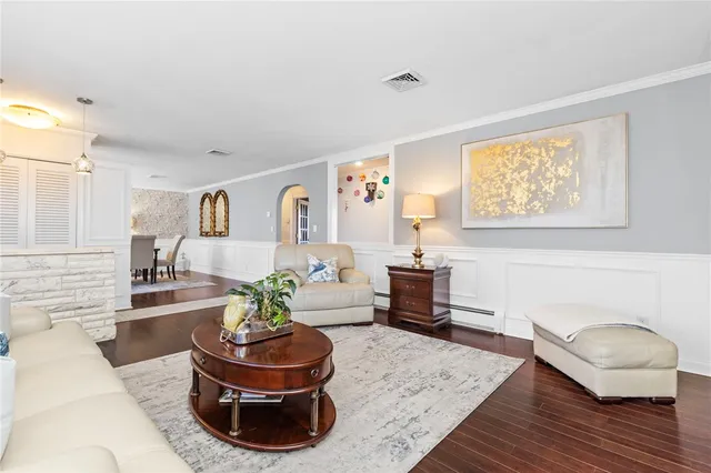 $839,000 | 135 Meshanticut Valley Parkway, Cranston, RI 02920