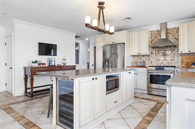 $839,000 | 135 Meshanticut Valley Parkway, Cranston, RI 02920